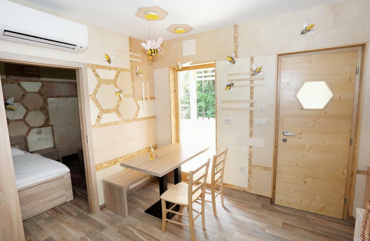 Honey Paradise Glamping Resort Dobova Exterior photo